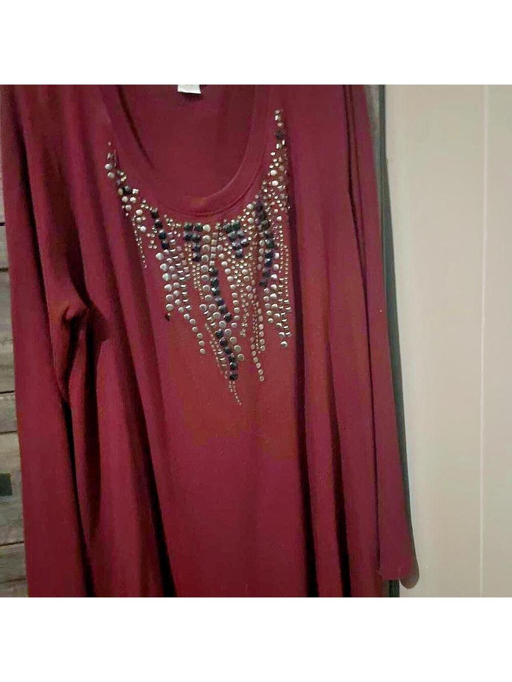 Women's Burgundy and Red Shirt